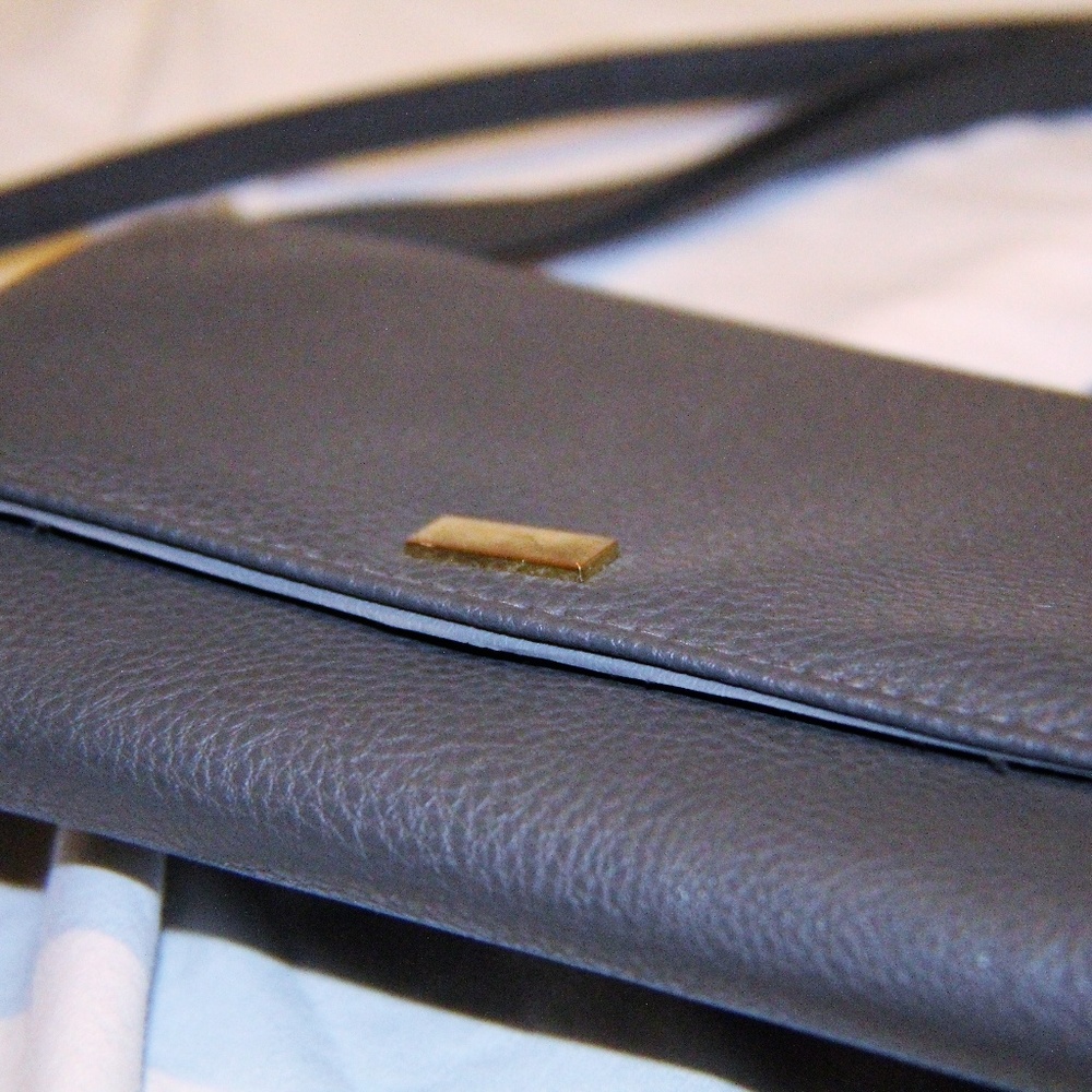 SHOULDER PURSE